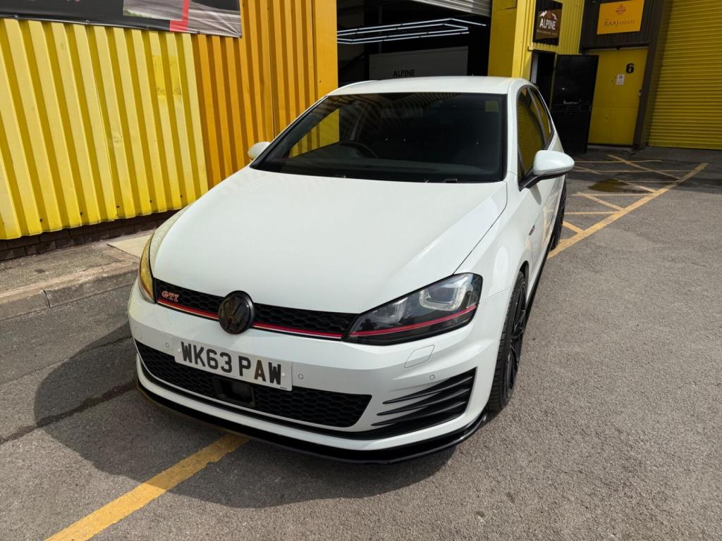 View VOLKSWAGEN GOLF 2.0 TSI BlueMotion Tech GTI Performance
