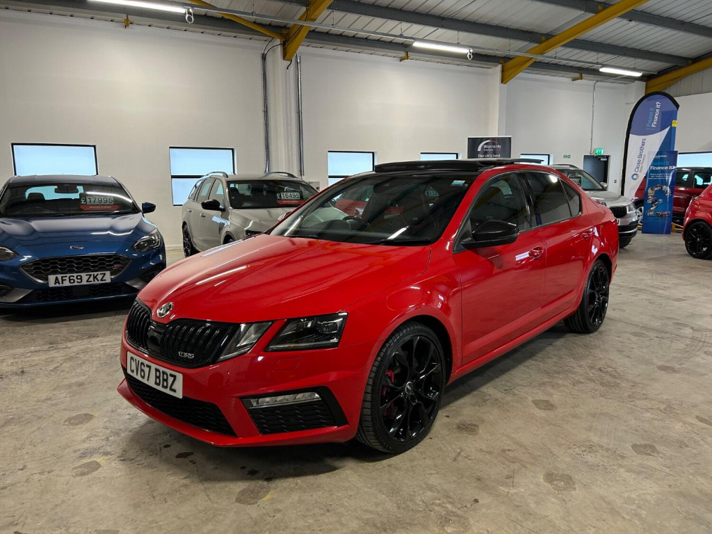 View SKODA OCTAVIA 2.0 TSI vRS