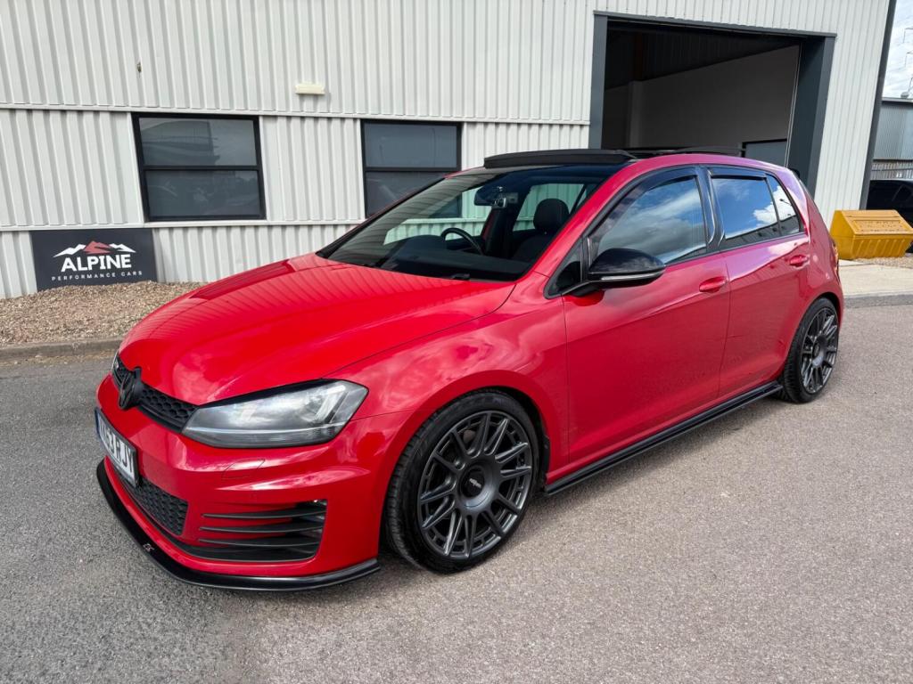 View VOLKSWAGEN GOLF 2.0 TDI BlueMotion Tech GTD