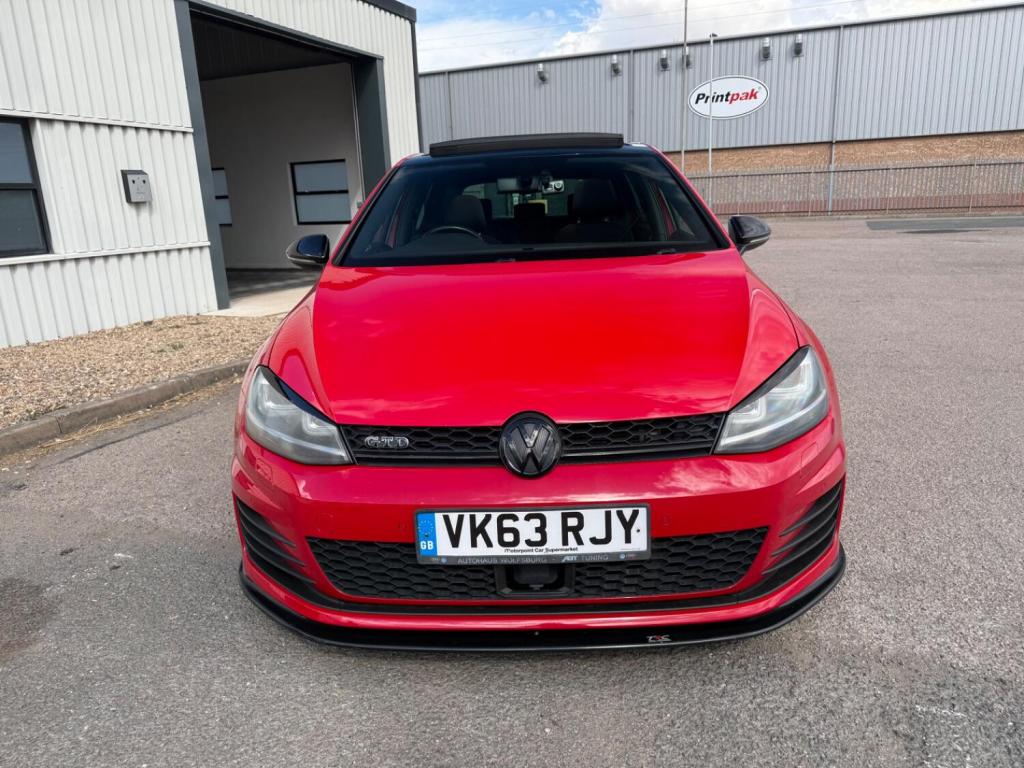 View VOLKSWAGEN GOLF 2.0 TDI BlueMotion Tech GTD