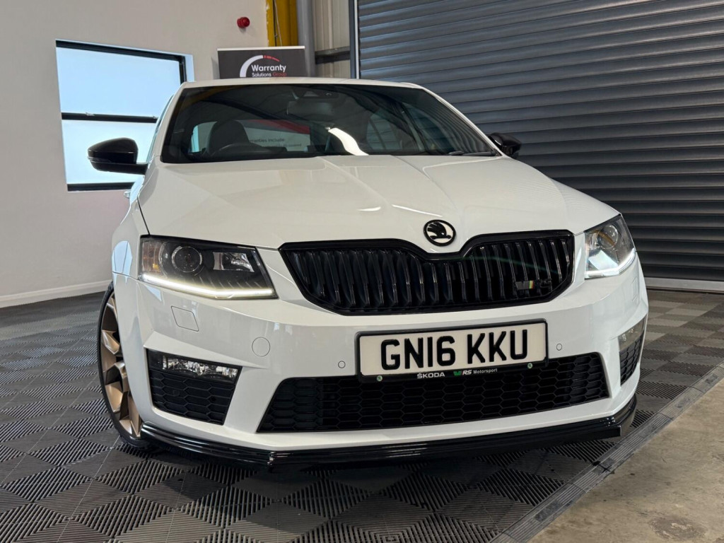 View SKODA OCTAVIA 2.0 TFSI vRS