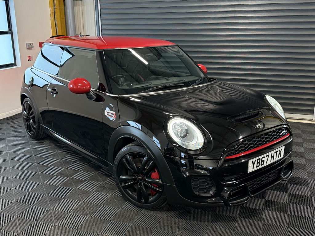 View MINI HATCH 2.0 John Cooper Works 3-Door Hatch