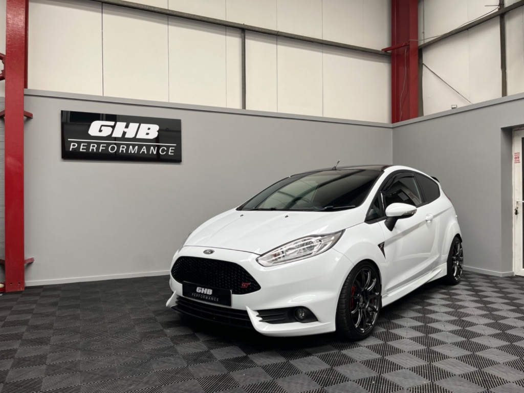 View FORD FIESTA ST-2