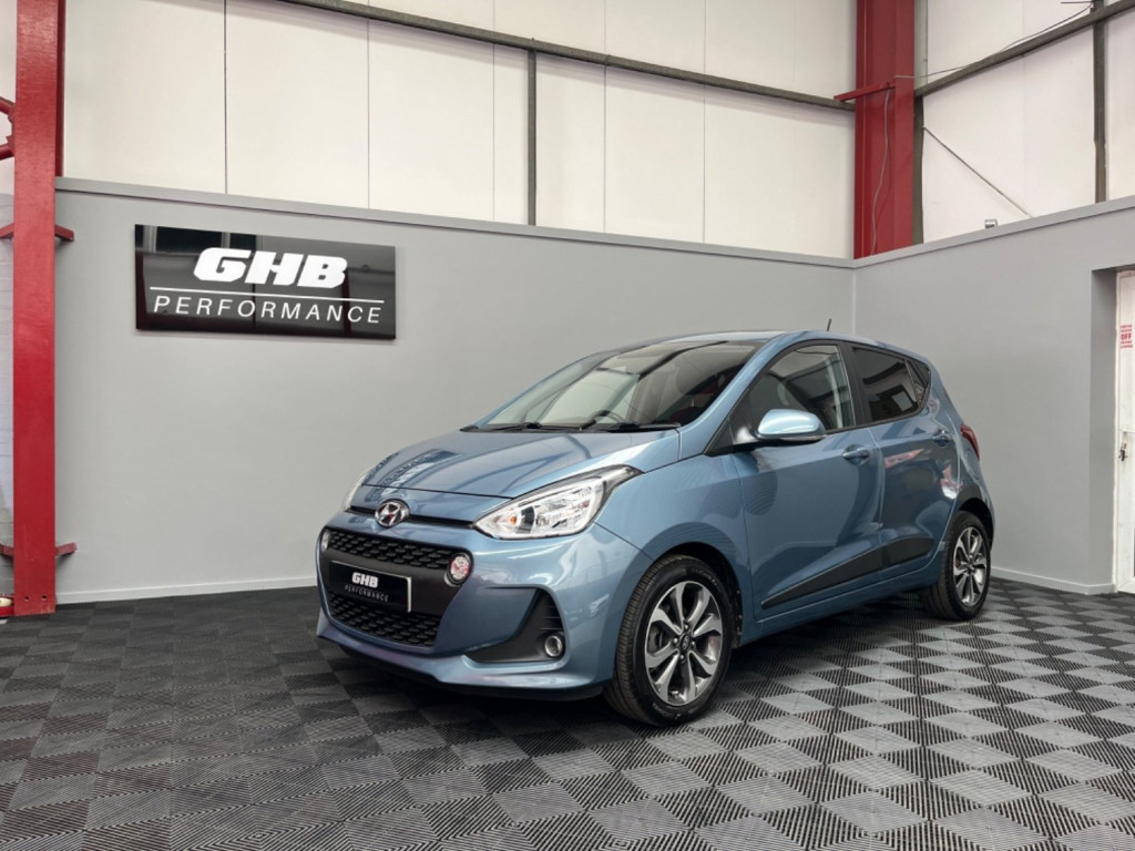 View HYUNDAI I10 PREMIUM SE