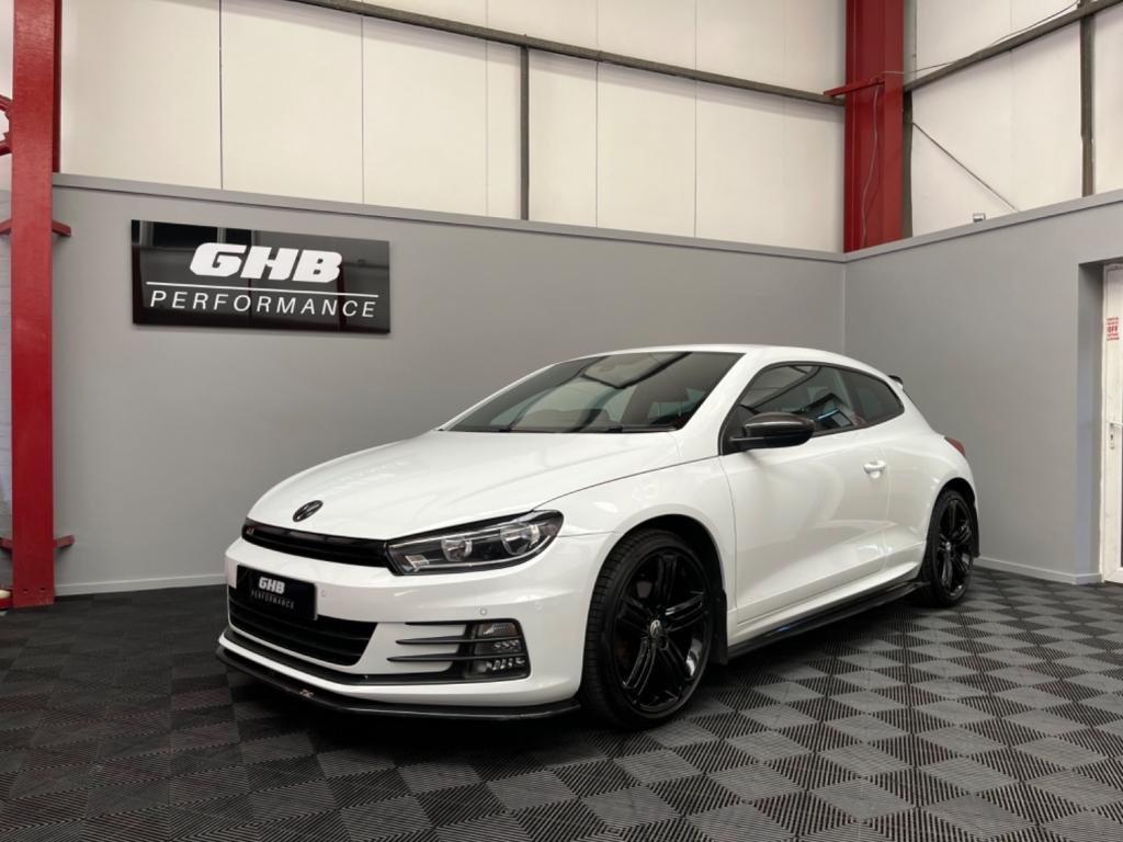 View VOLKSWAGEN SCIROCCO R LINE TSI BLUEMOTION TECHNOLOGY