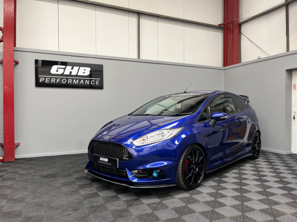 View FORD FIESTA ST-3