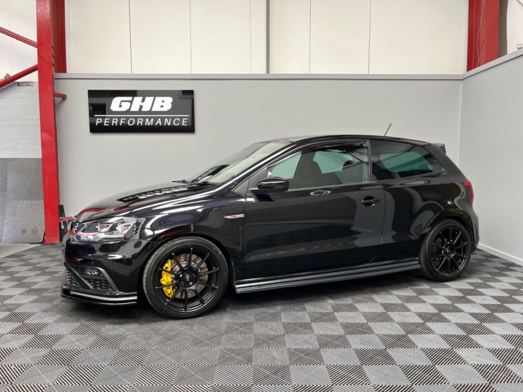 View VOLKSWAGEN POLO GTI