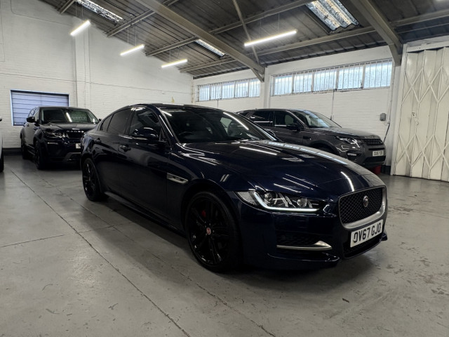 JAGUAR XE