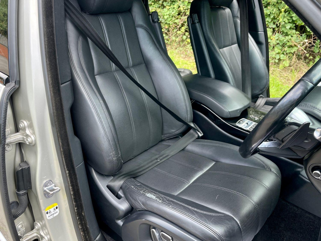 LAND ROVER RANGE ROVER