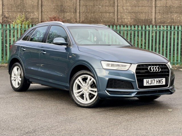 AUDI Q3