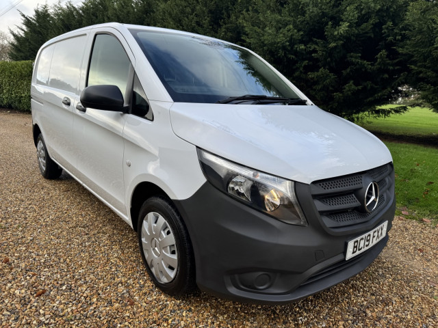 MERCEDES-BENZ VITO