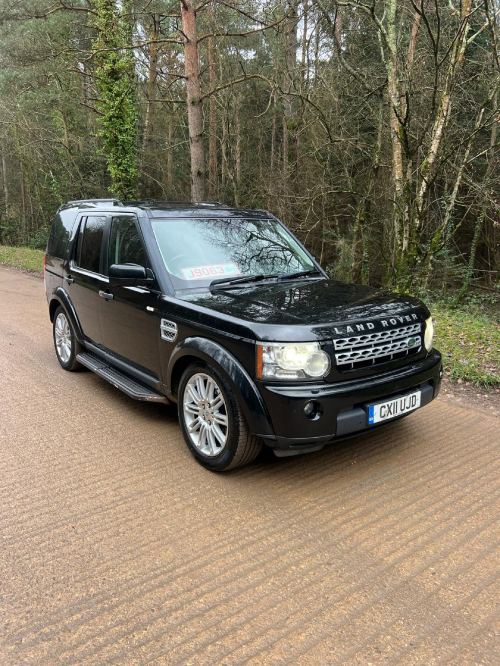 LAND ROVER DISCOVERY 4 3.0 SD V6 HSE