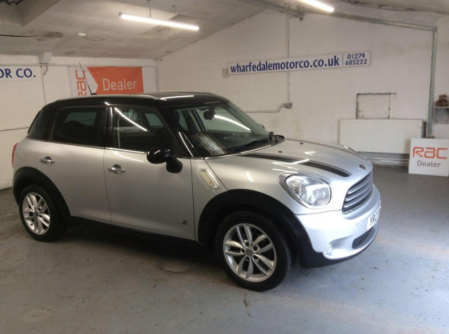 MINI COUNTRYMAN