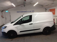 FORD TRANSIT COURIER