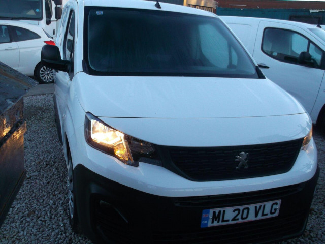 PEUGEOT PARTNER