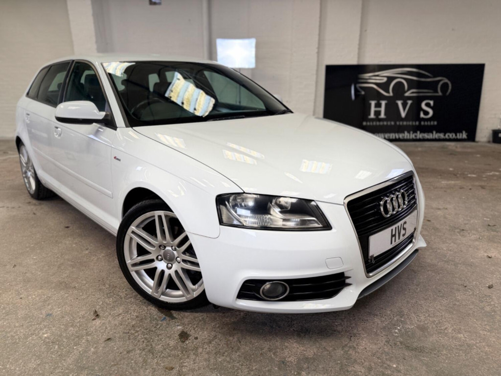 View AUDI A3 1.6 TDI S line