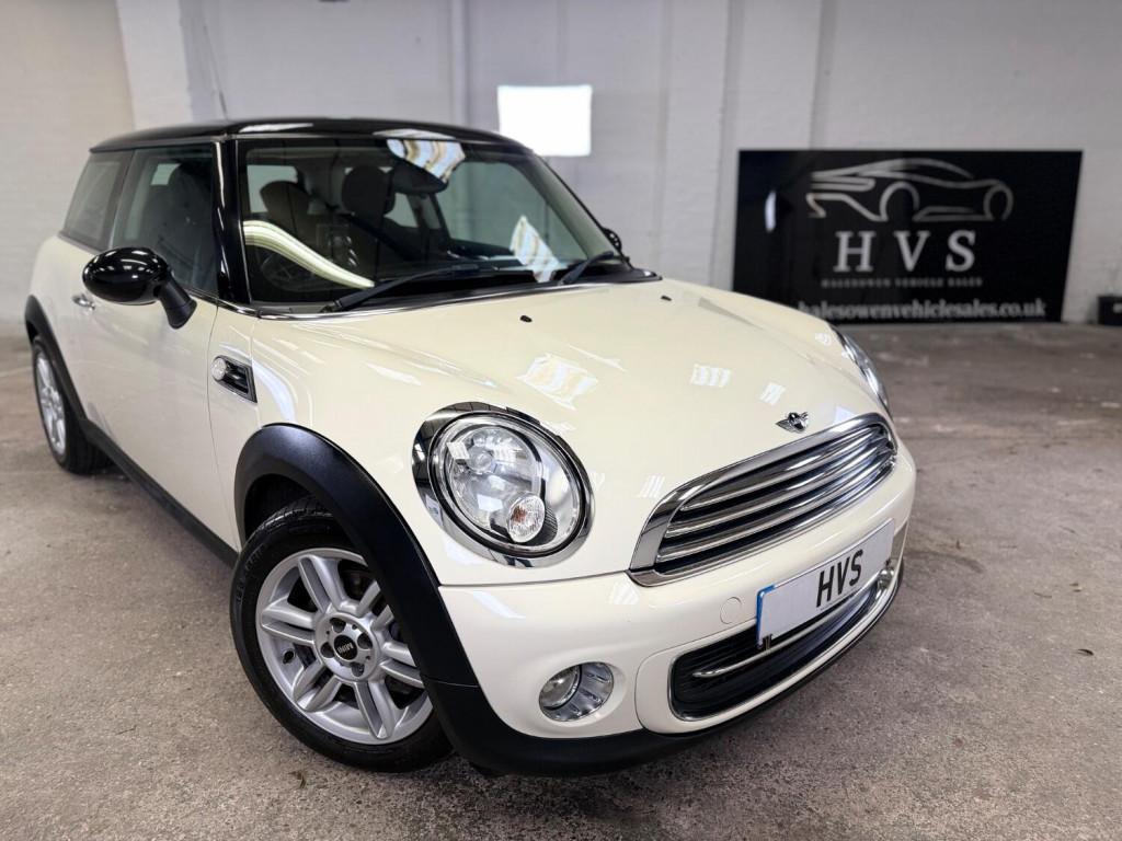 View MINI HATCH 1.6 Cooper Hatch