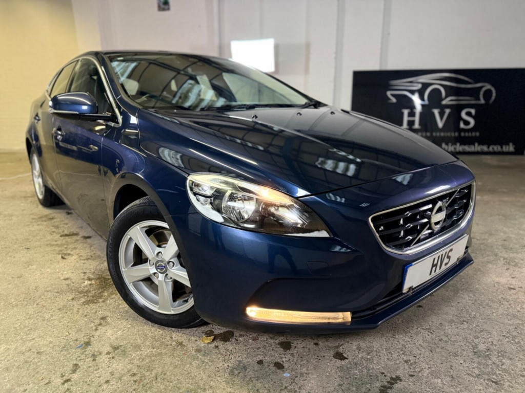 View VOLVO V40 1.6 T2 SE