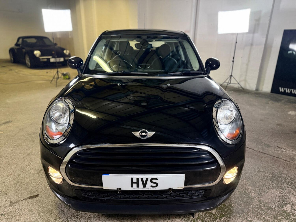 View MINI HATCH 1.5 5-Door Hatch Cooper D