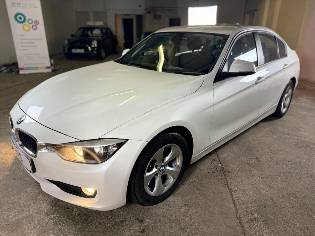View BMW 3 SERIES 2.0 320d Efficient Dynamics