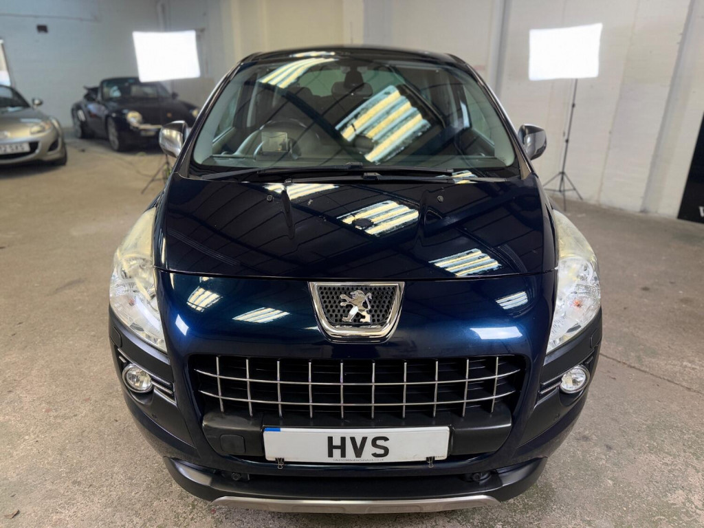 View PEUGEOT 3008 1.6 HDi Exclusive