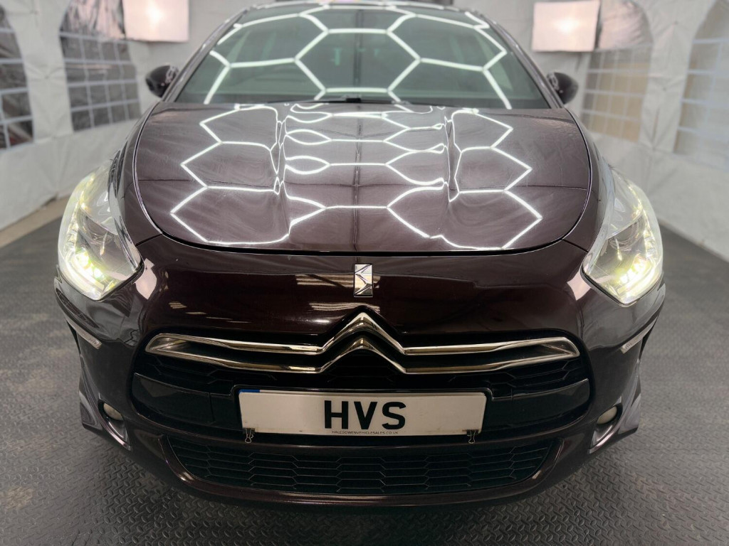 View CITROEN DS5 2.0 HDi DStyle