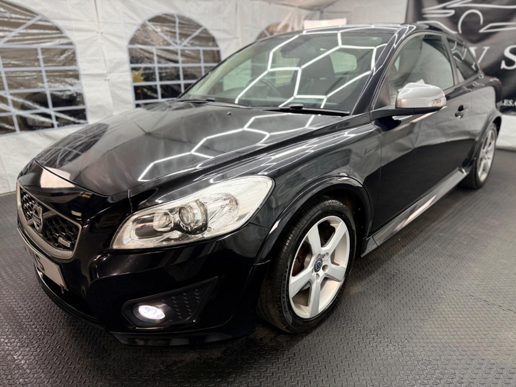 View VOLVO C30 2.0 R-Design Lux