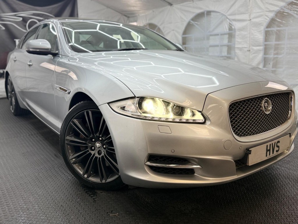 View JAGUAR XJ 3.0 d V6 Premium Luxury