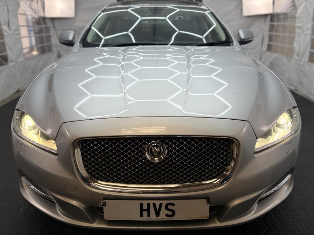 View JAGUAR XJ 3.0 d V6 Premium Luxury