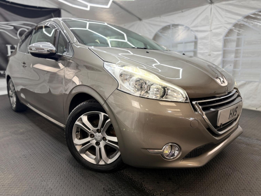 View PEUGEOT 208 1.2 VTi Allure