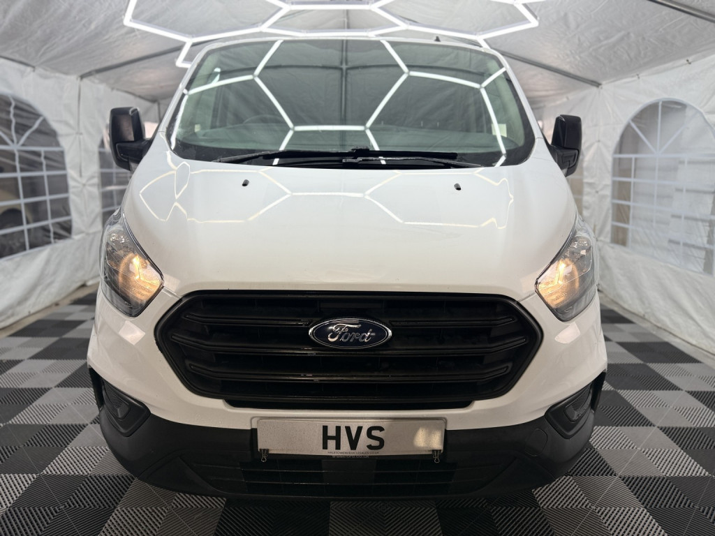 View FORD TRANSIT CUSTOM 2.0 300 EcoBlue