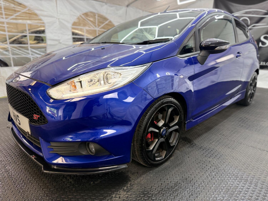 View FORD FIESTA 1.6 T EcoBoost ST-2