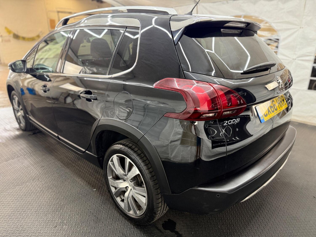 View PEUGEOT 2008 1.6 BlueHDi Allure