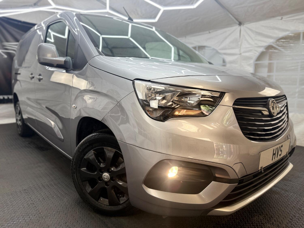 View VAUXHALL COMBO 1.6 Turbo D 2300 Limited Edition Nav