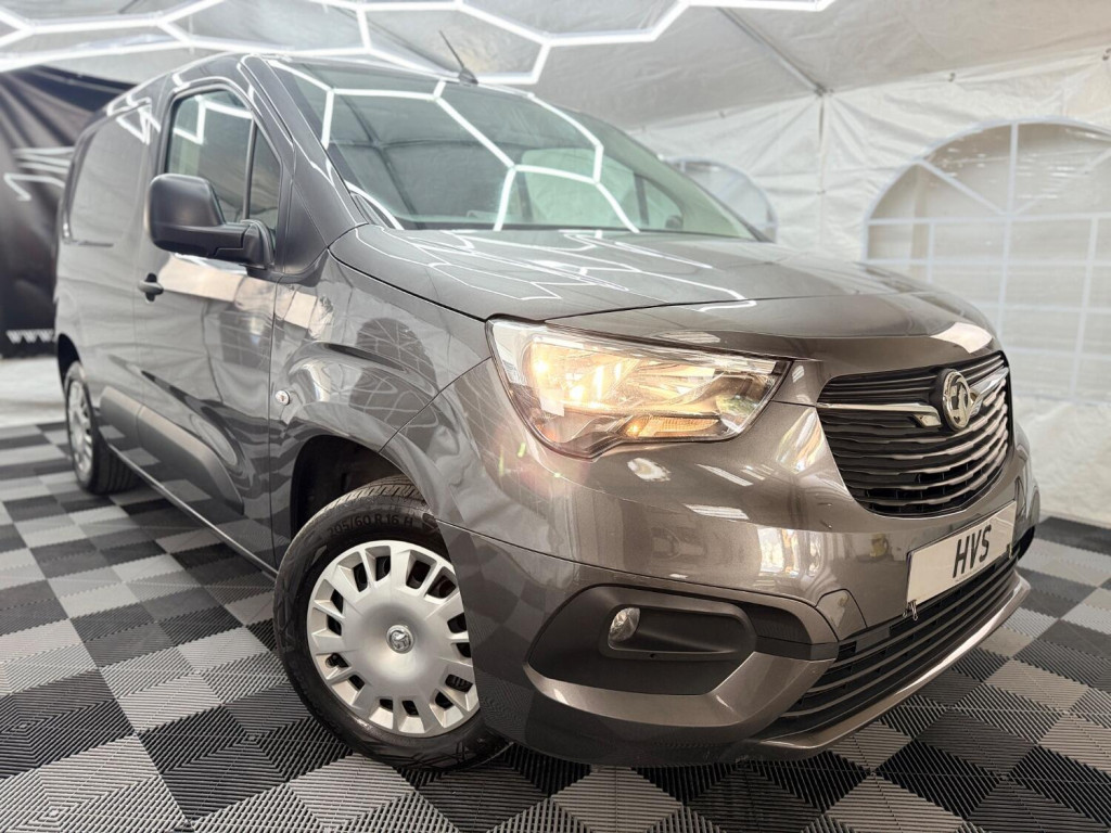 View VAUXHALL COMBO 1.5 Turbo D 2000 Sportive