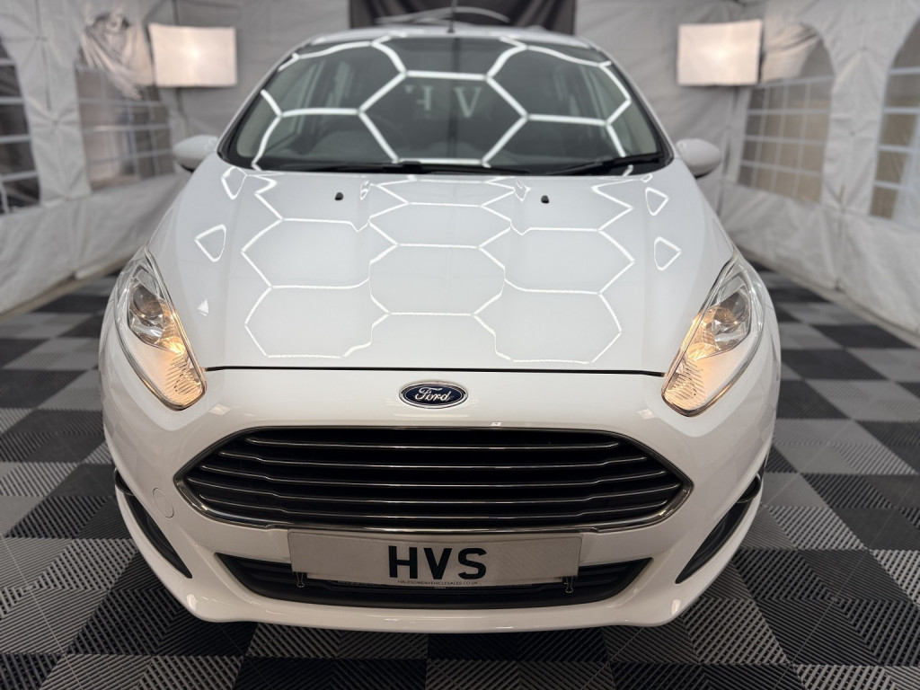 View FORD FIESTA 1.0 Zetec