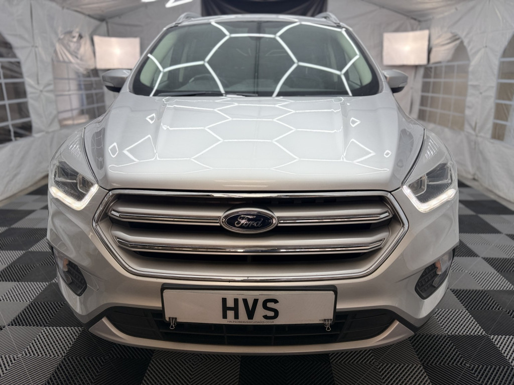 View FORD KUGA 1.5 TDCi Titanium