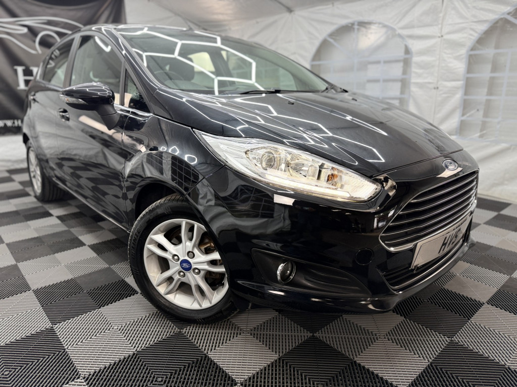View FORD FIESTA 1.0 Zetec