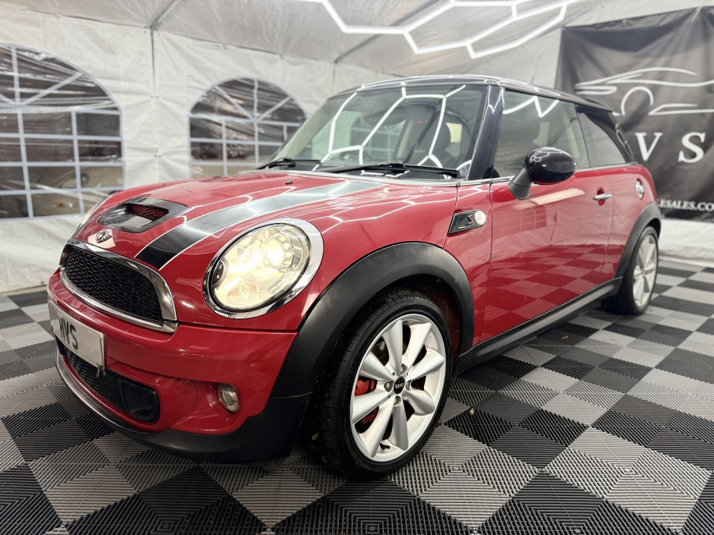 View MINI HATCH 2.0 Cooper SD Hatch