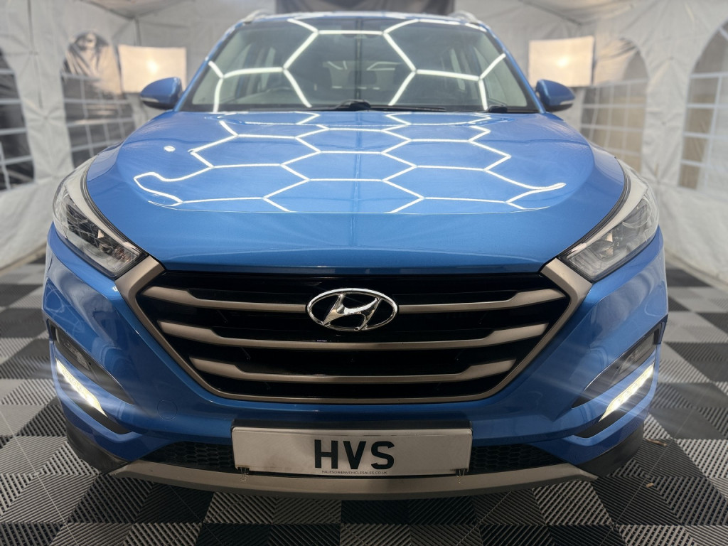 View HYUNDAI TUCSON 1.7 CRDi Blue Drive SE Nav