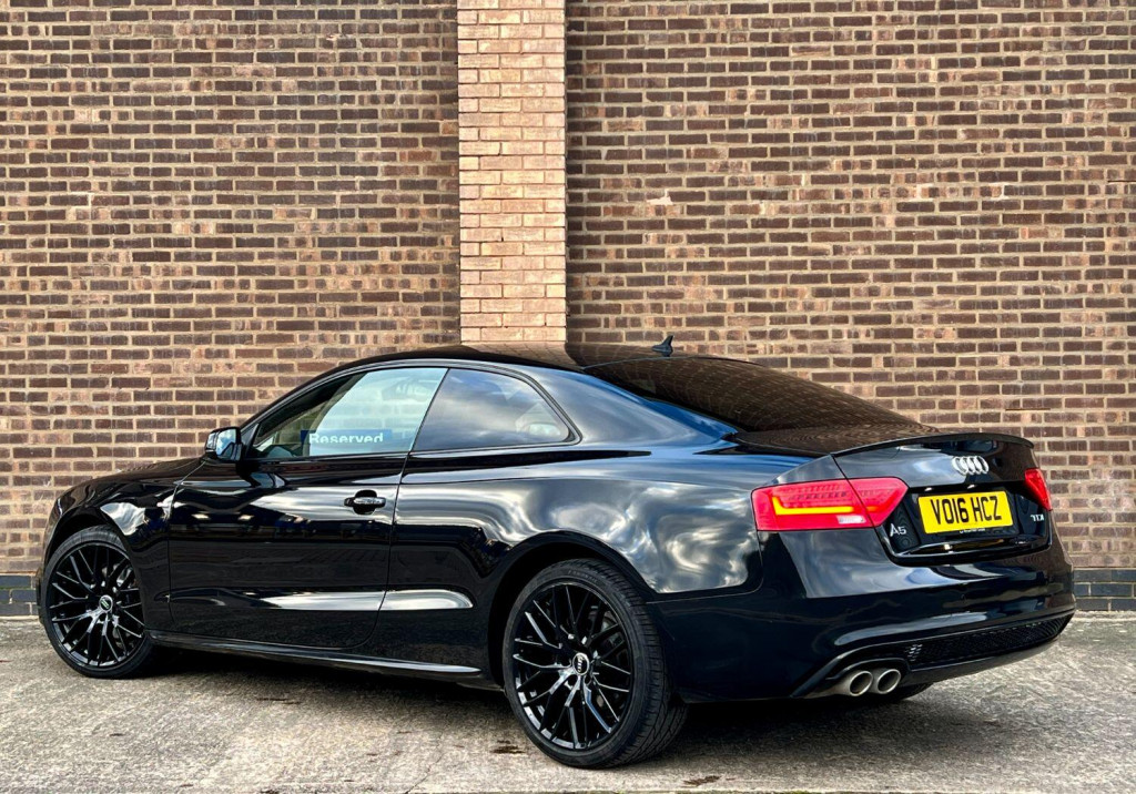 View AUDI A5 2.0 TDI Black Edition Plus 
