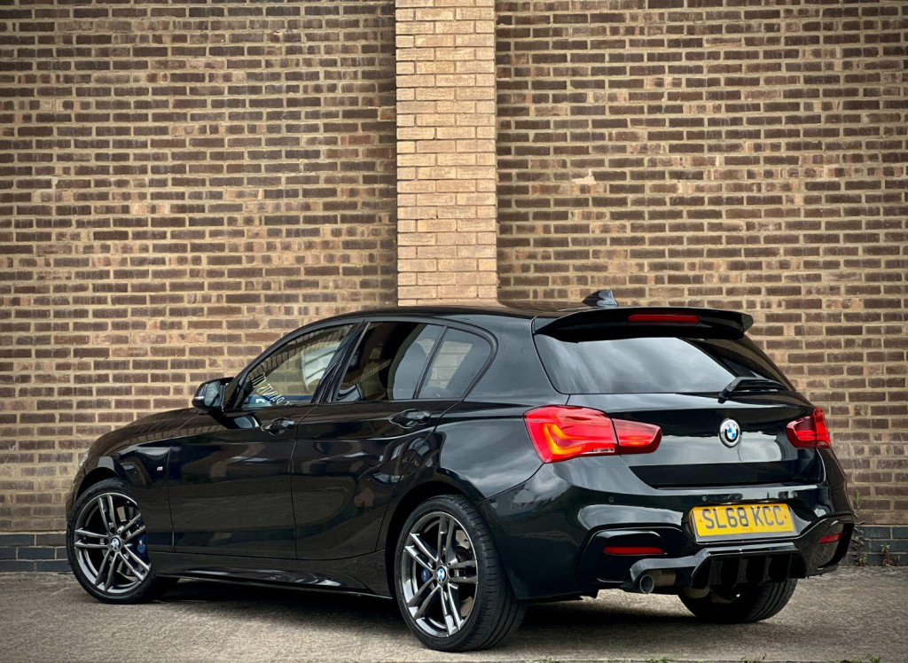 View BMW 1 SERIES 2.0 118d M Sport Shadow Edition 5-door