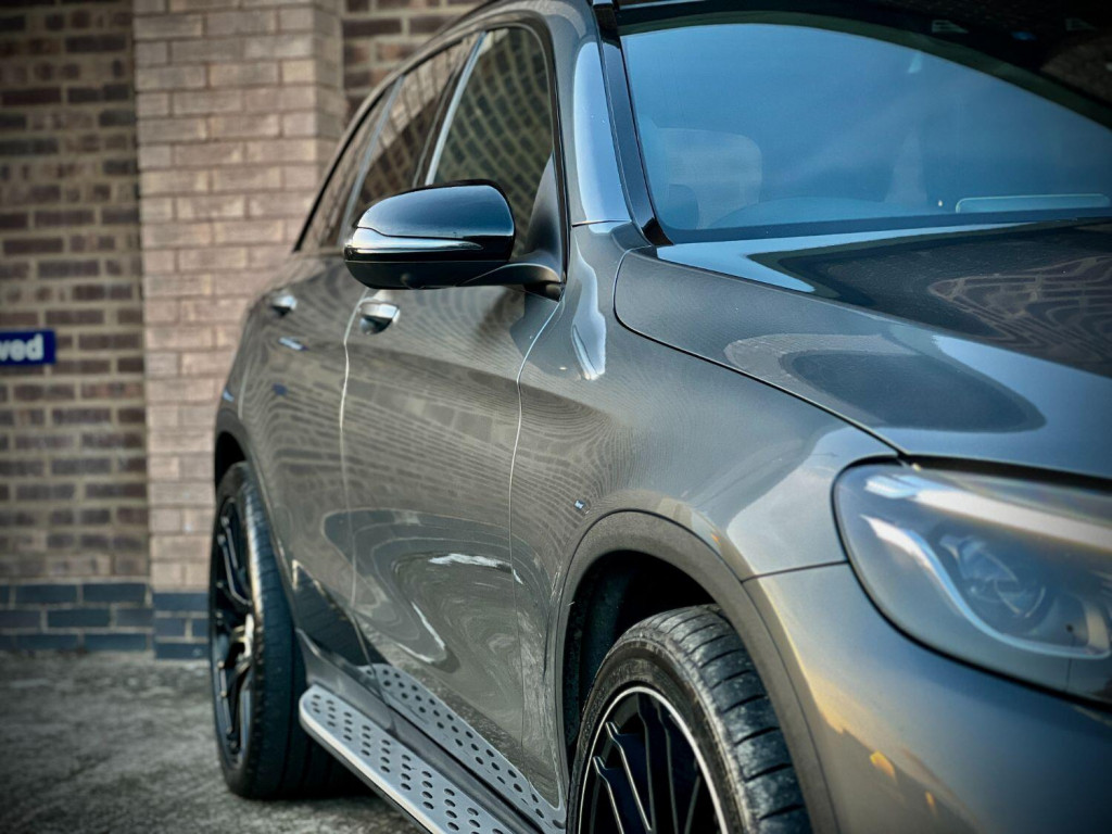 MERCEDES-BENZ GLC