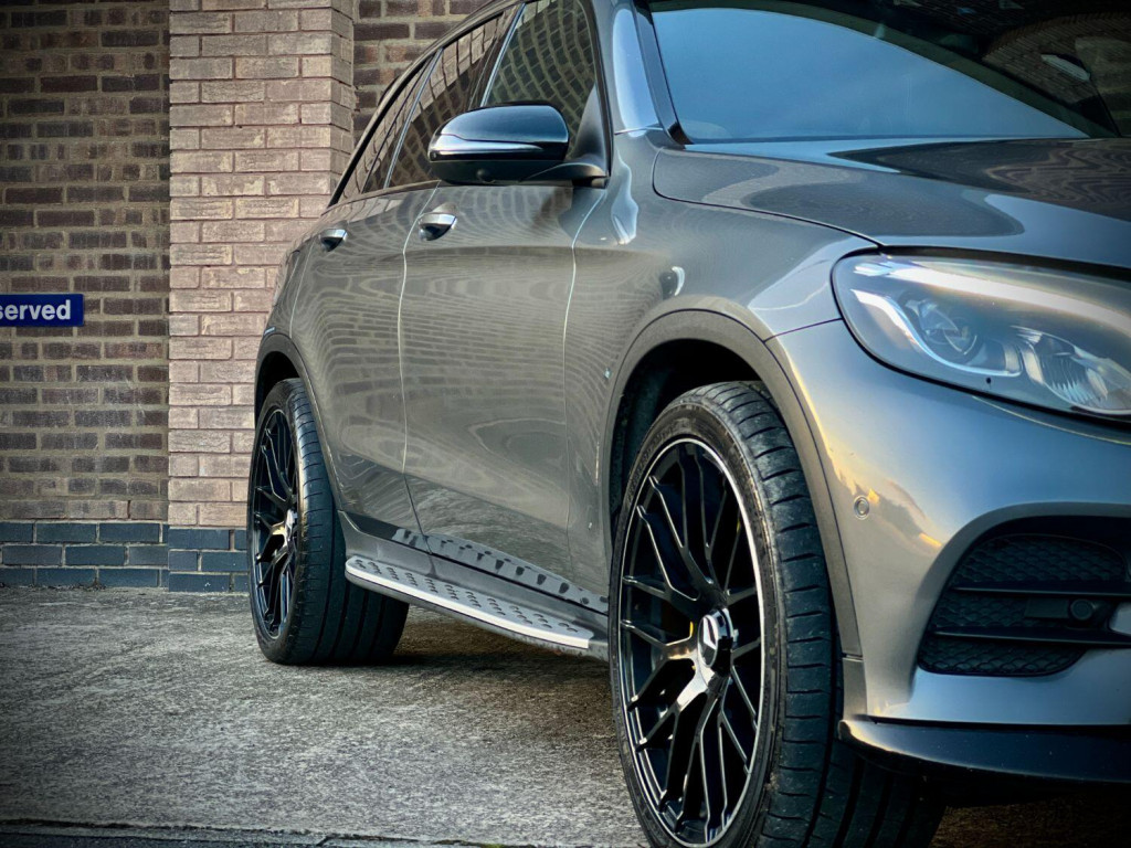 MERCEDES-BENZ GLC