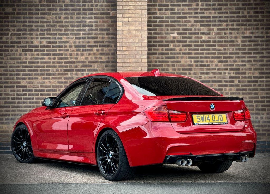 View BMW 3 SERIES 2.0 320d xDrive M Sport