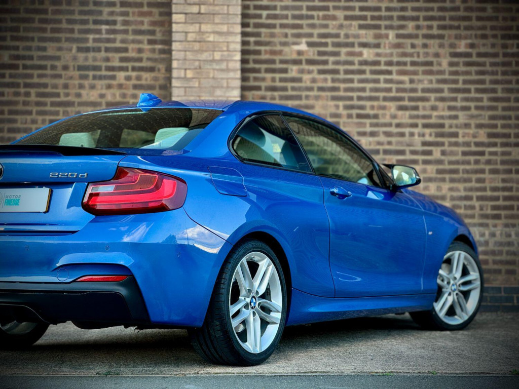 BMW 2 SERIES