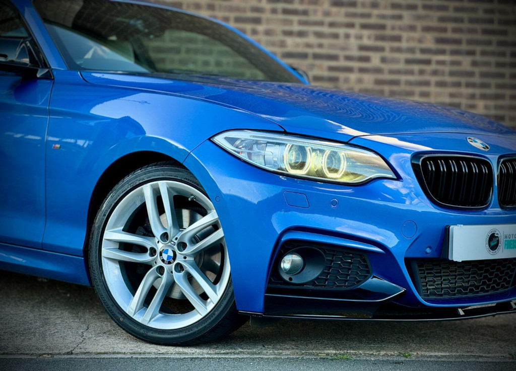 BMW 2 SERIES