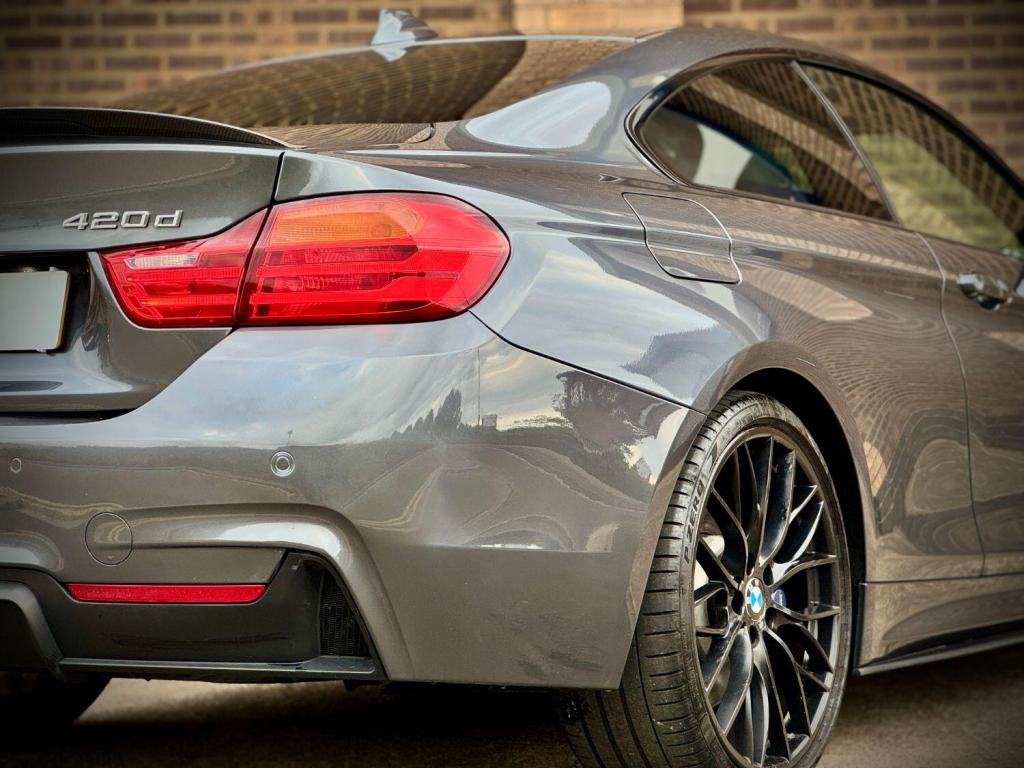 BMW 4 SERIES