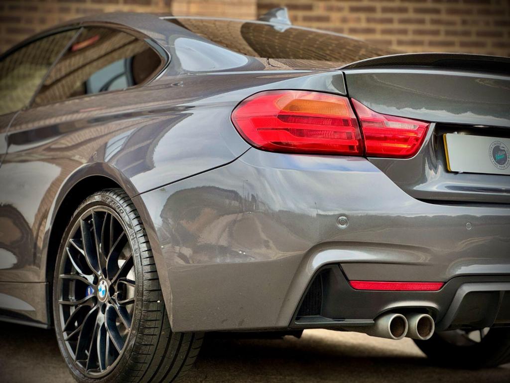 BMW 4 SERIES