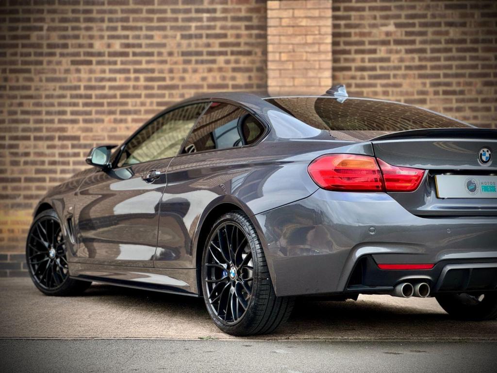 BMW 4 SERIES
